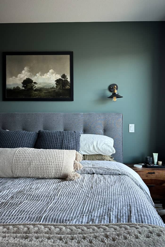 10 Best Linen Sheets Available In Canada For Every Season (2025)